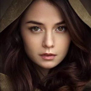 Meet your Posher, Julia